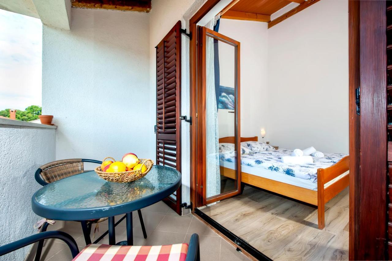 Apartman Near Beach Pelagic Sea View Rovinj Ngoại thất bức ảnh