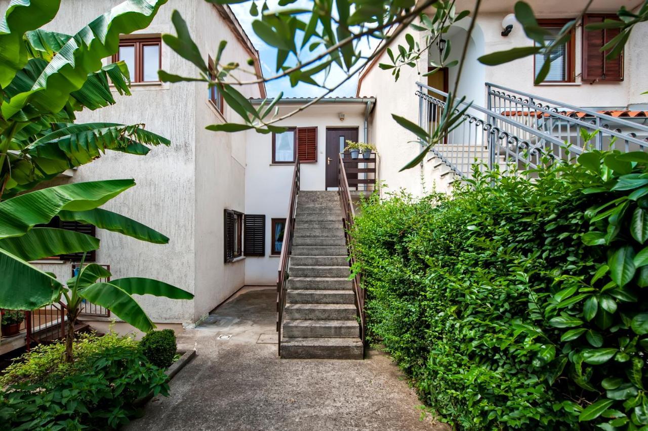 Apartman Near Beach Pelagic Sea View Rovinj Ngoại thất bức ảnh